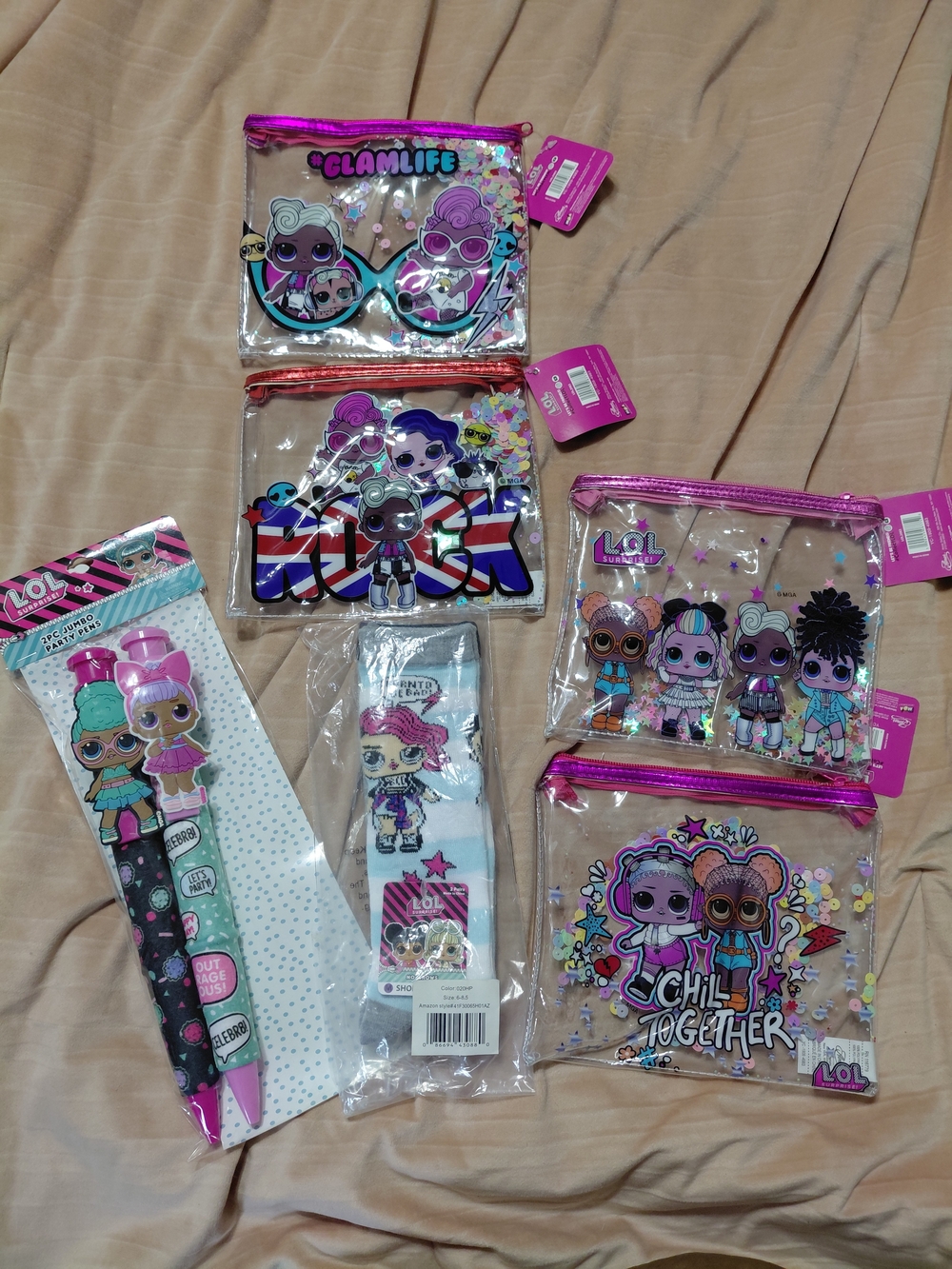 L.O.L. Surprise! Clear Pouch & Accessory Set with Hot Pink Trim